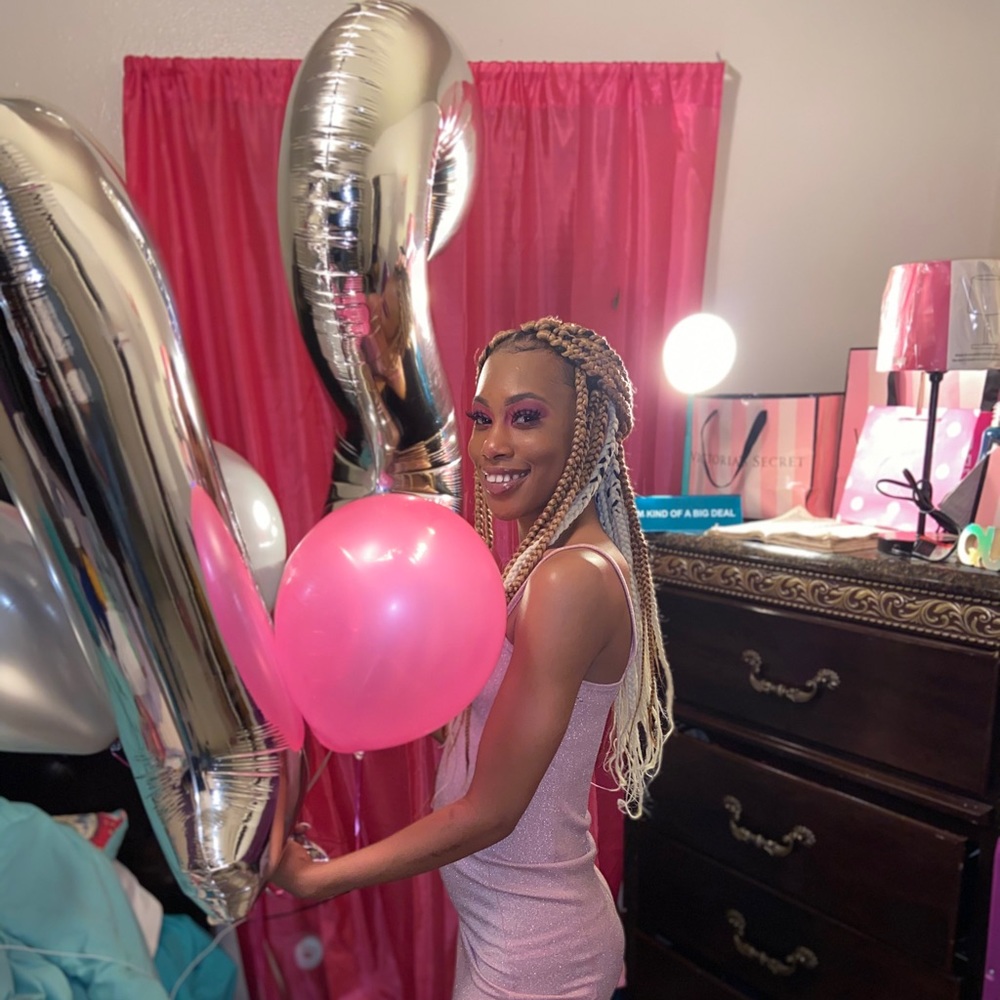 Meet your Posher, Jashae